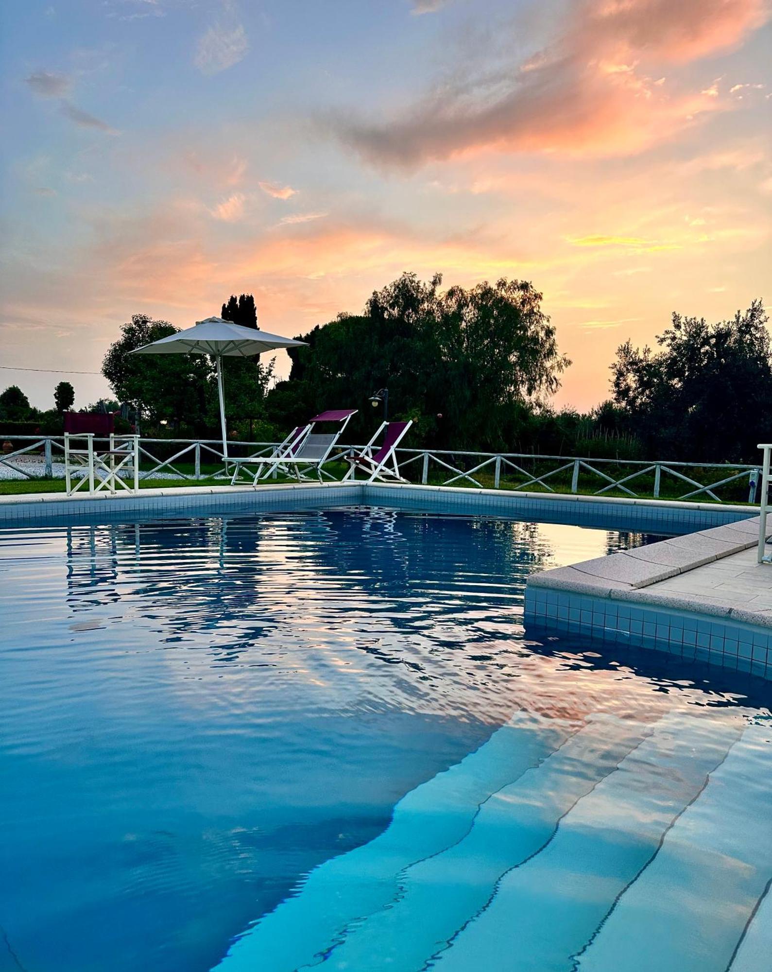 Agriturismo Re Di Fiori Donoratico Exterior photo